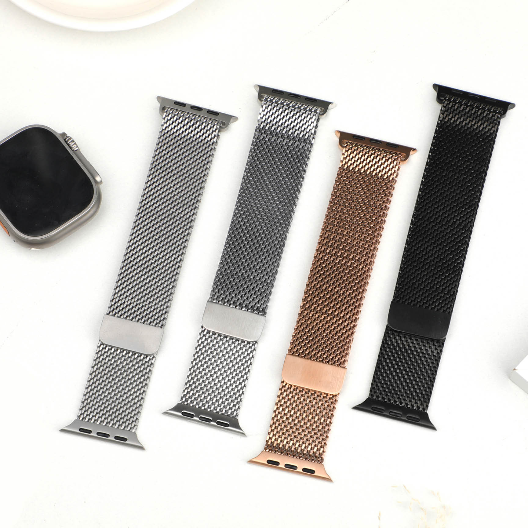 Apple Watchバンド用の大胆なミラネーゼストラップ  - Mesh Coil Strip のレビューと価格